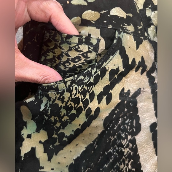 ONE TEASPOON AFRICAN NIGHT FLIGHT SIXTIES SUEDE SHORTS Size 4 *SAMPLE * NWT - Picture 6 of 14